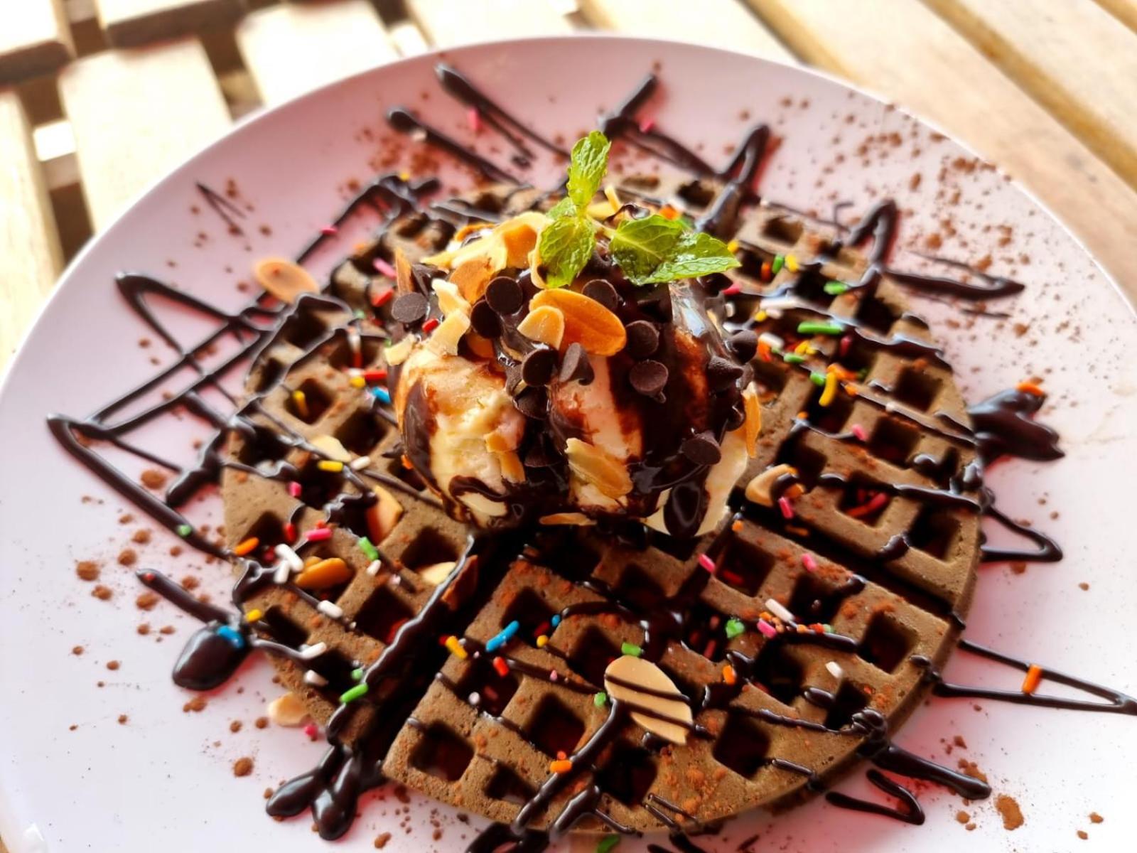 V Space Capsule Cafe Malacca